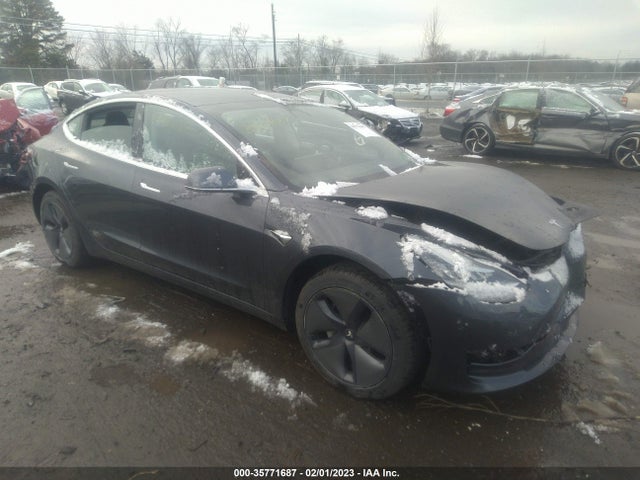 2019 5YJ3E1EA6KF411008 main image