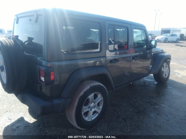 1C4HJXDG9JW298210 Jeep Wrangler Unlimited Sport S
