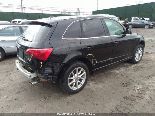 WA1CFAFPXCA036566 Audi Q5 2.0t Premium