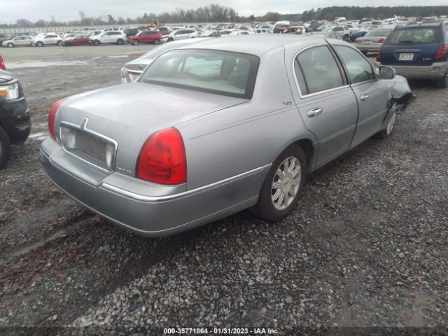 1LNHM82V46Y616370 Lincoln Town Car