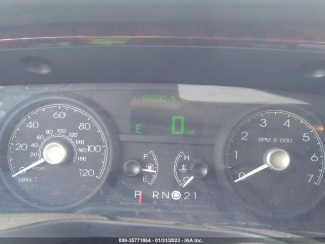 1LNHM82V46Y616370 Lincoln Town Car