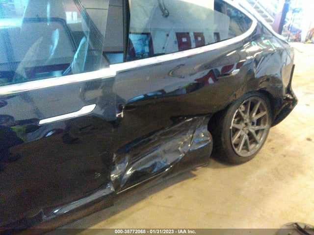 Tesla Model 3 Long Range 2018 5YJ3E1EB6JF070572 Image 12