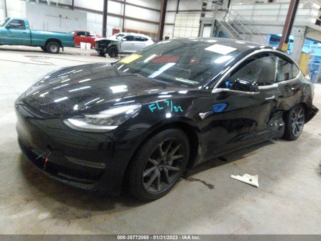 Tesla Model 3 Long Range 2018 5YJ3E1EB6JF070572 Image 2