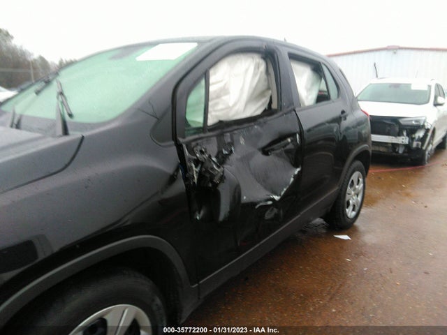 Chevrolet TRAX LS 2017 3GNCJKSB0HL271859 Image 6