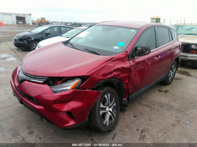 Toyota RAV4 LE 2018 2T3ZFREV6JW519937 Image 2