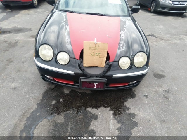 Jaguar S-type V8 2000 SAJDA01D0YGL41001 Image 10