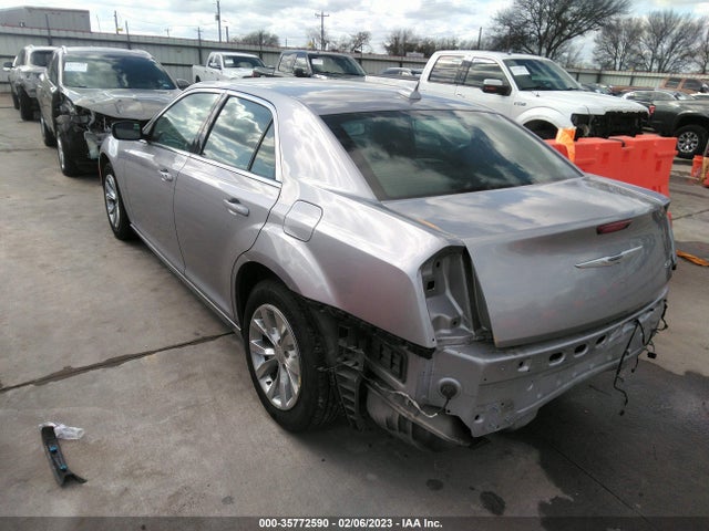 2C3CCAAG1GH233675 Chrysler 300 Limited
