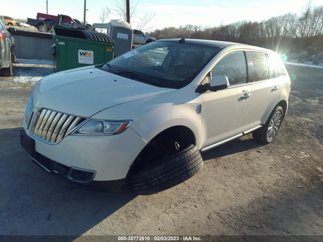 Lincoln MKX 2013 2LMDJ8JK4DBL25039 Image 2