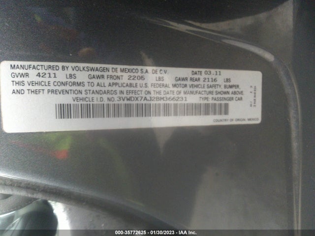 2011 VOLKSWAGEN JETTA SEDAN SE VIN: 3VWDX7AJ2BM366231