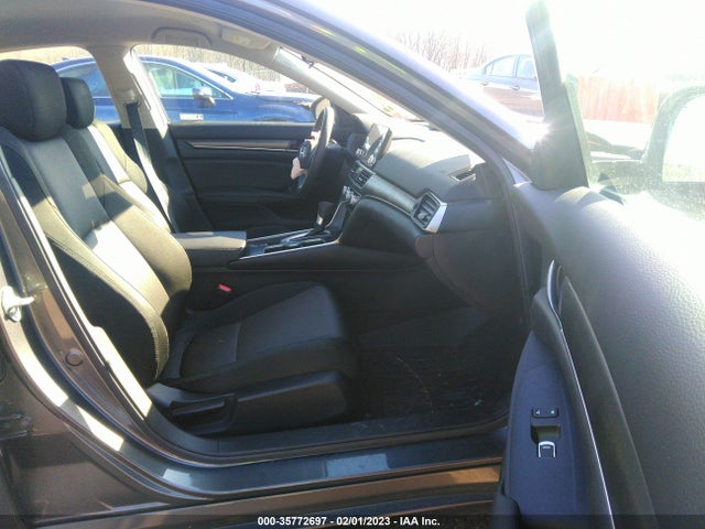 2019 HONDA ACCORD SEDAN LX 1.5T VIN: 1HGCV1F10KA130461