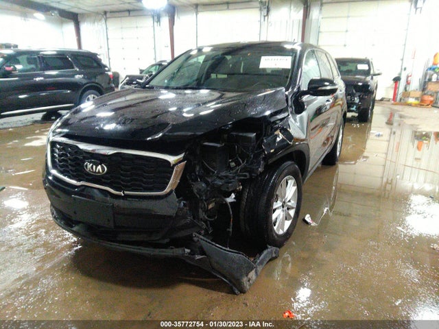 KIA SORENTO LX 2019 5XYPG4A36KG554117 Image 2