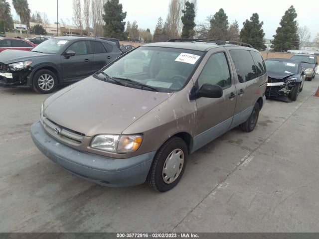 1998 TOYOTA SIENNA LE/XLE VIN: 4T3ZF13C9WU047467