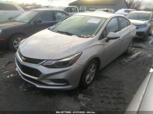 2018 Chevrolet Cruze, VIN: 1G1BE5SMXJ7109333
