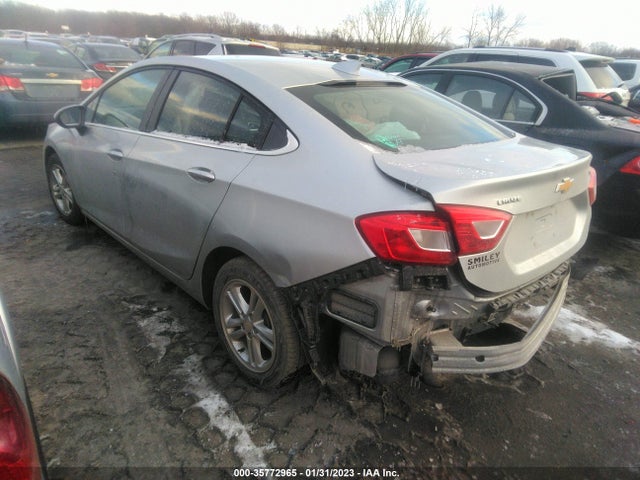 2018 Chevrolet Cruze, VIN: 1G1BE5SMXJ7109333