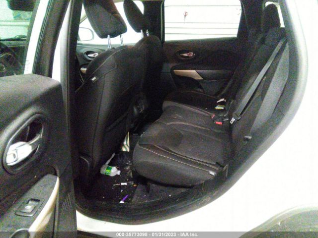 1C4PJMCSXHW584237 Jeep Cherokee Latitude