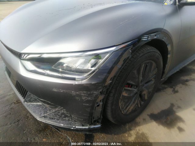 KNDC3DLCXN5044387 KIA Ev6 Wind