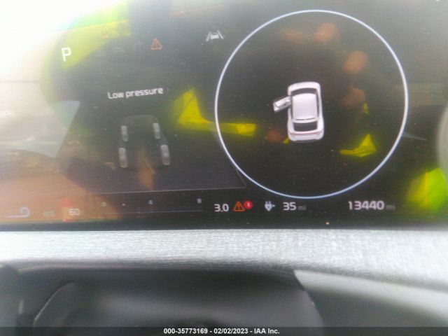 KNDC3DLCXN5044387 KIA Ev6 Wind