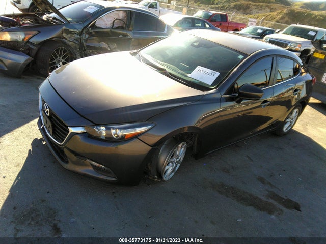 3MZBN1U78JM197955 Mazda Mazda3 Sport
