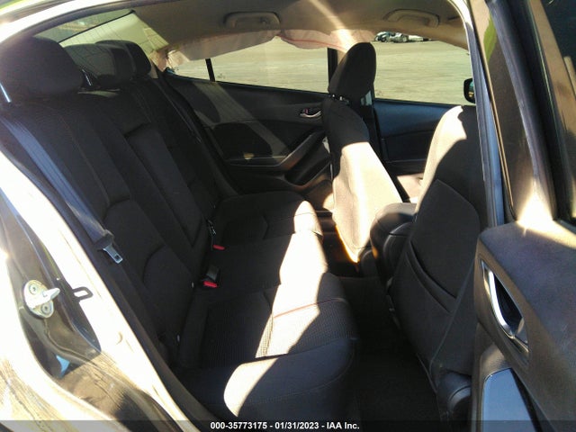 3MZBN1U78JM197955 Mazda Mazda3 Sport