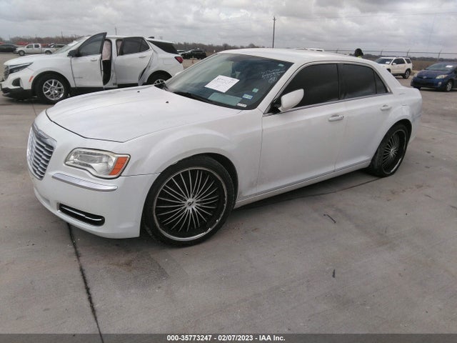 Chrysler 300 2012 2C3CCAAG1CH283874 Image 2