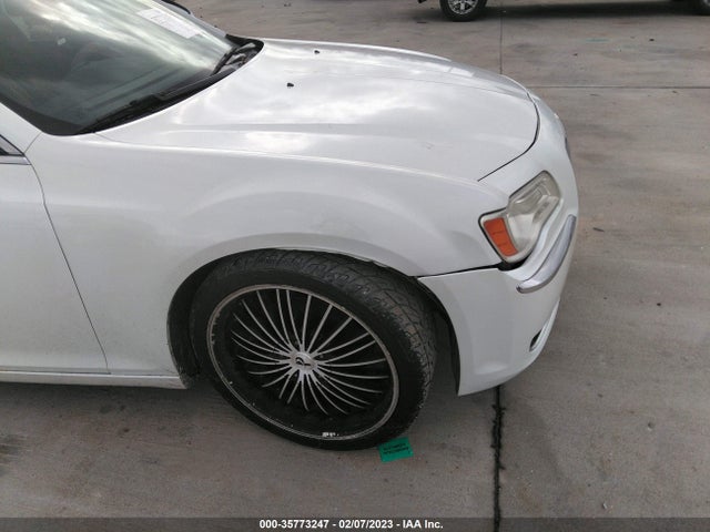 Chrysler 300 2012 2C3CCAAG1CH283874 Image 6