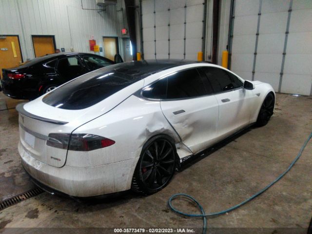 5YJSA1H24EFP62905 Tesla Model S P85d