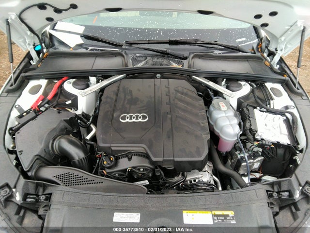 2022 Audi A4, VIN: WAUEAAF46NN014933