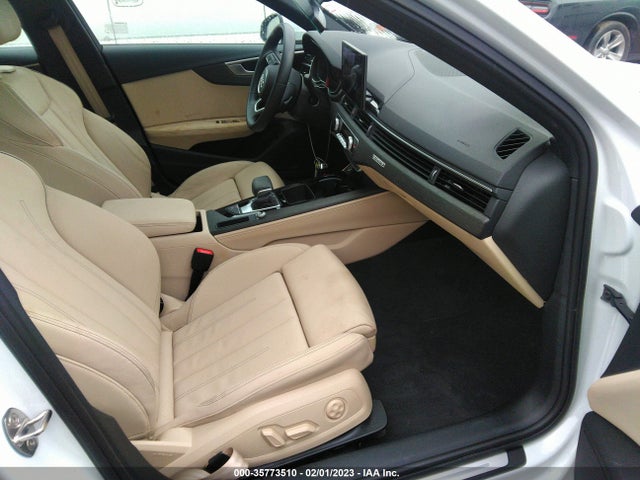 2022 Audi A4, VIN: WAUEAAF46NN014933