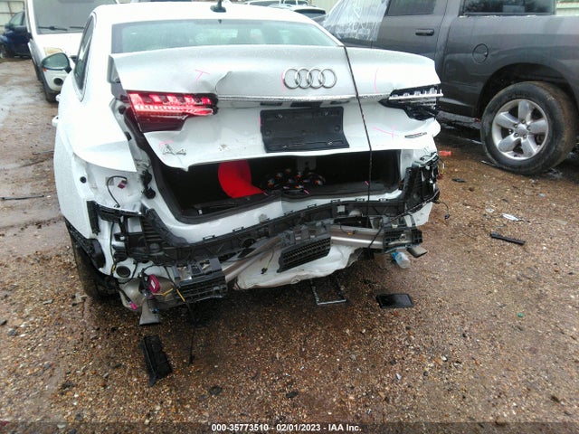 2022 Audi A4, VIN: WAUEAAF46NN014933