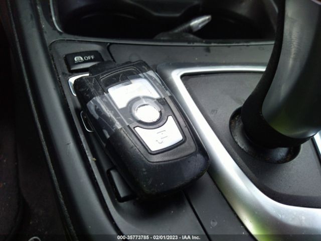 WBA3A5G57FNS84065 BMW 3 Series 328i