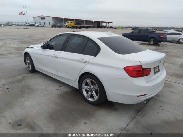 WBA3A5G57FNS84065 BMW 3 Series 328i