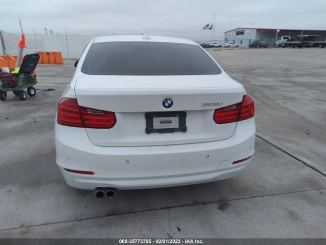 WBA3A5G57FNS84065 BMW 3 Series 328i
