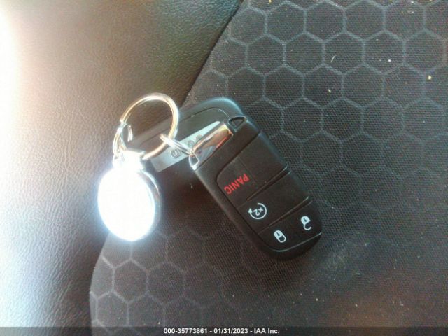 3C4NJDBB2JT304248 Jeep Compass Altitude