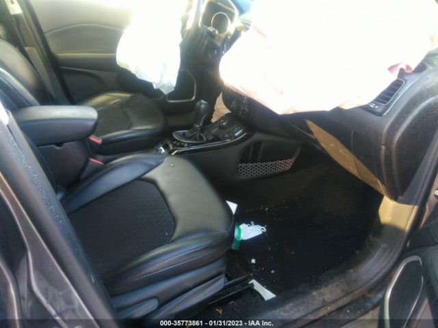 3C4NJDBB2JT304248 Jeep Compass Altitude
