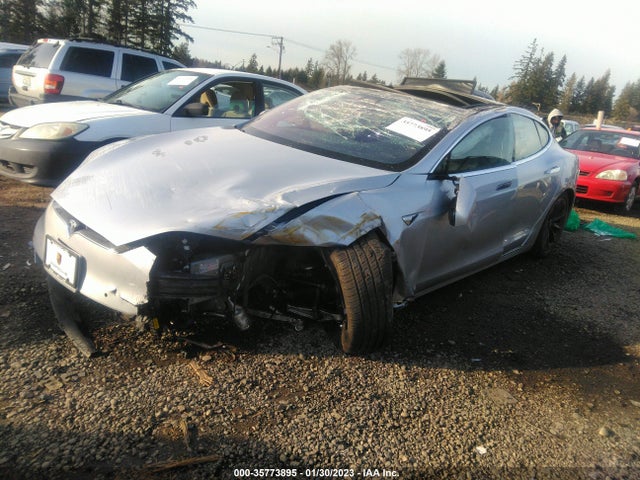Tesla Model S 75d/100d/p100d 2018 5YJSA1E26JF249749 Image 2