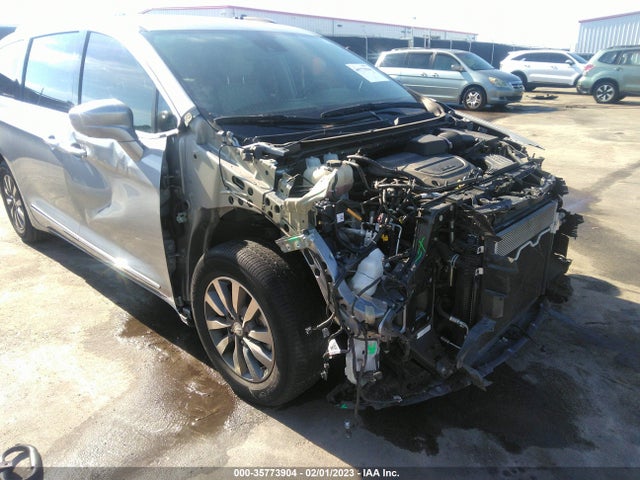 2C4RC1EG2KR746730 Chrysler Pacifica Touring L Plus