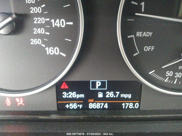 BMW 3 Series 320i 2016 WBA8A9C53GK618226 Image 9