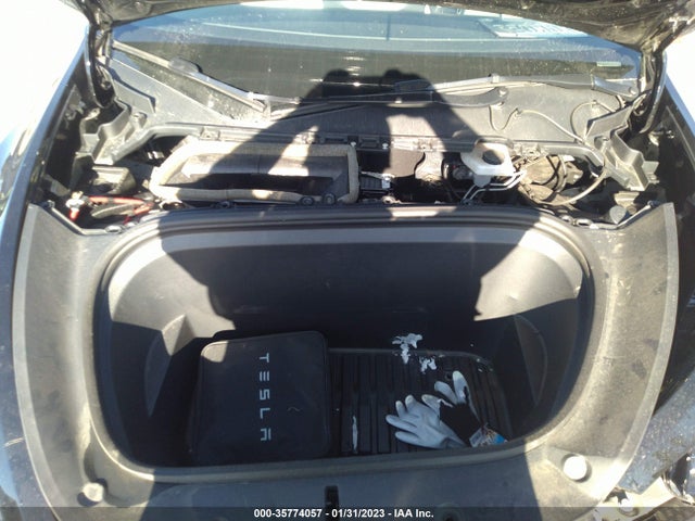 Tesla Model Y Long Range 2021 5YJYGDEE5MF224477 Image 10