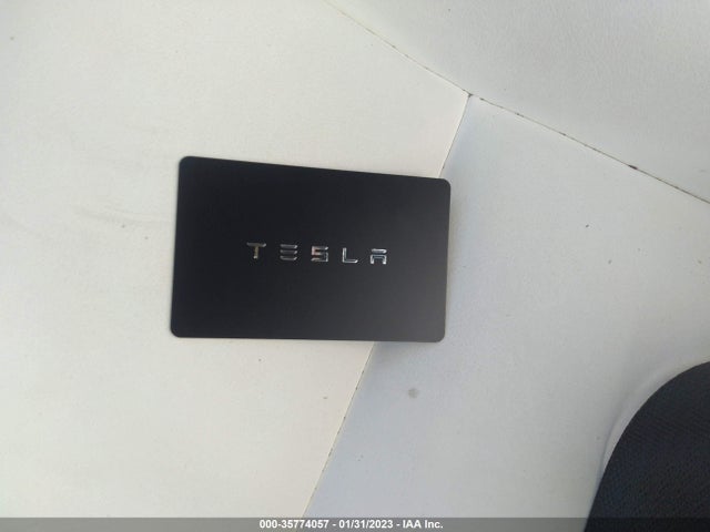Tesla Model Y Long Range 2021 5YJYGDEE5MF224477 Image 11