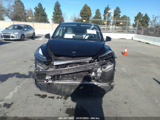 Tesla Model Y Long Range 2021 5YJYGDEE5MF224477 Image 6