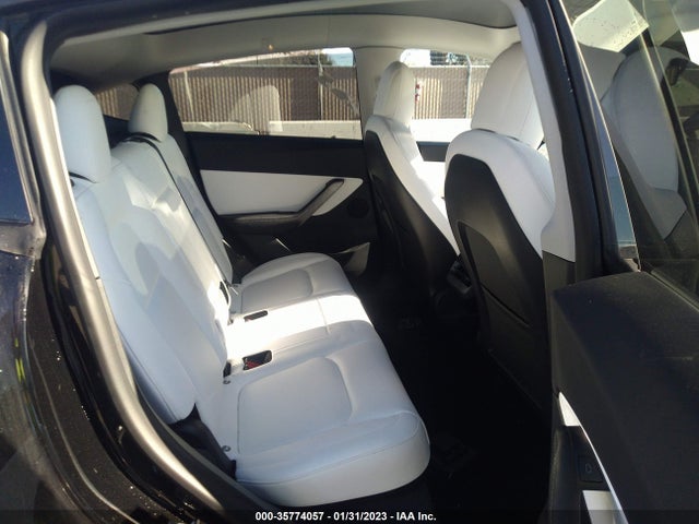 Tesla Model Y Long Range 2021 5YJYGDEE5MF224477 Image 8
