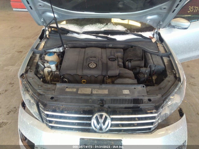 1VWBP7A30EC010777 Volkswagen PASSAT SE