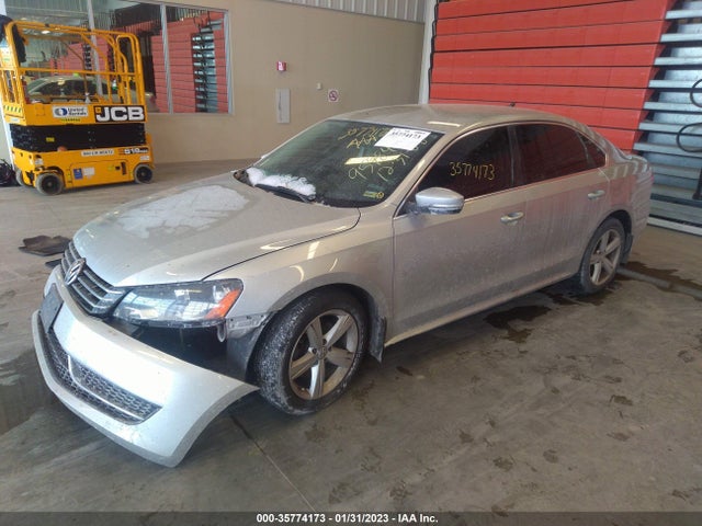1VWBP7A30EC010777 Volkswagen PASSAT SE