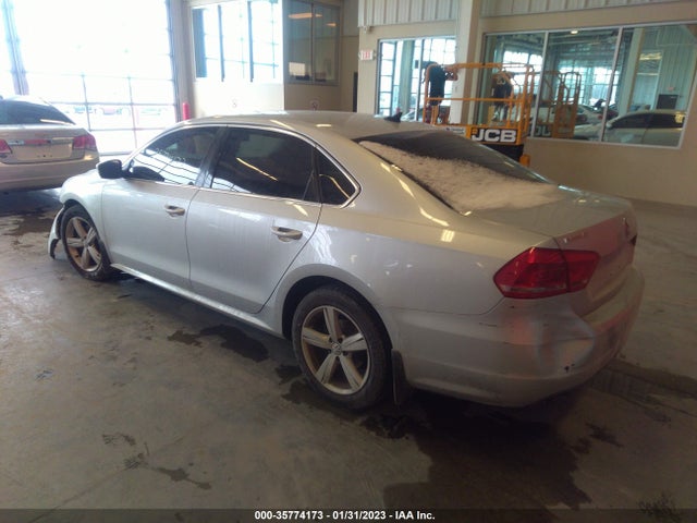 1VWBP7A30EC010777 Volkswagen PASSAT SE