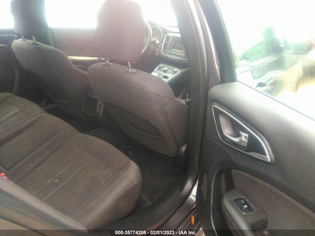 Chrysler 200 Limited 2015 1C3CCCAB3FN504130 Image 9