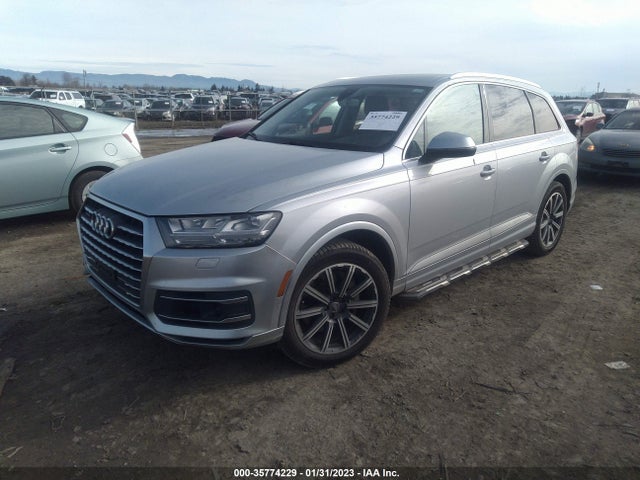 2017 Audi Q7 Premium Plus მანქანა იყიდება აუქციონზე, vin: WA1LAAF79HD002896, აუქციონის ნომერი: 35774229