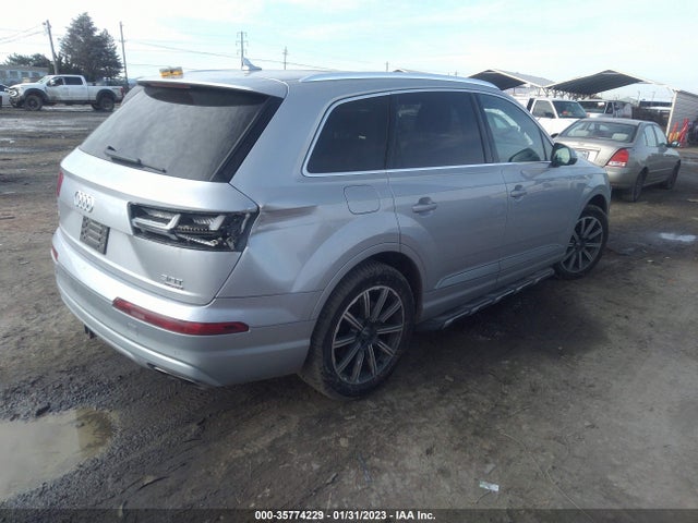 2017 Audi Q7 Premium Plus მანქანა იყიდება აუქციონზე, vin: WA1LAAF79HD002896, აუქციონის ნომერი: 35774229