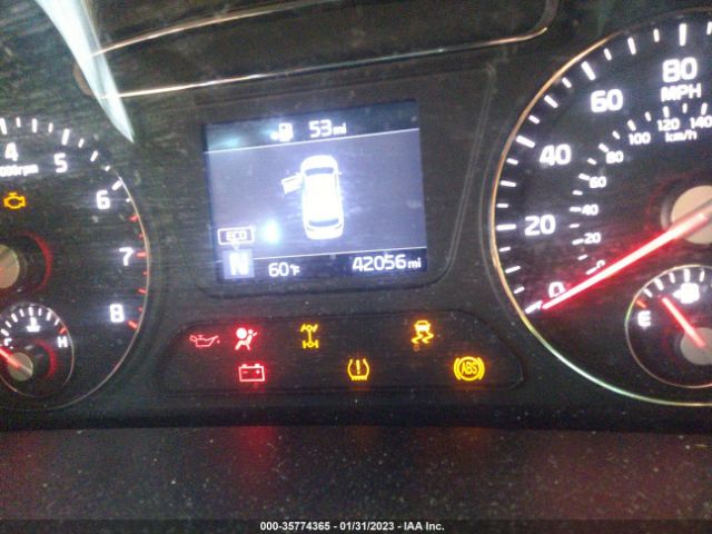 5XYPGDA33KG590198 KIA SORENTO LX