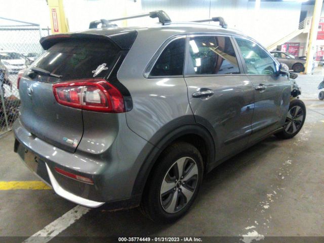 KNDCC3LC3H5062082 KIA NIRO EX