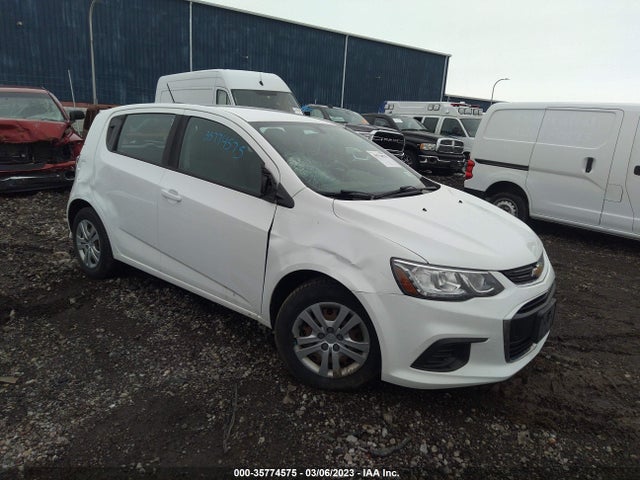 Chevrolet SONIC LT 2018 1G1JG6SH3J4100652 Image 1